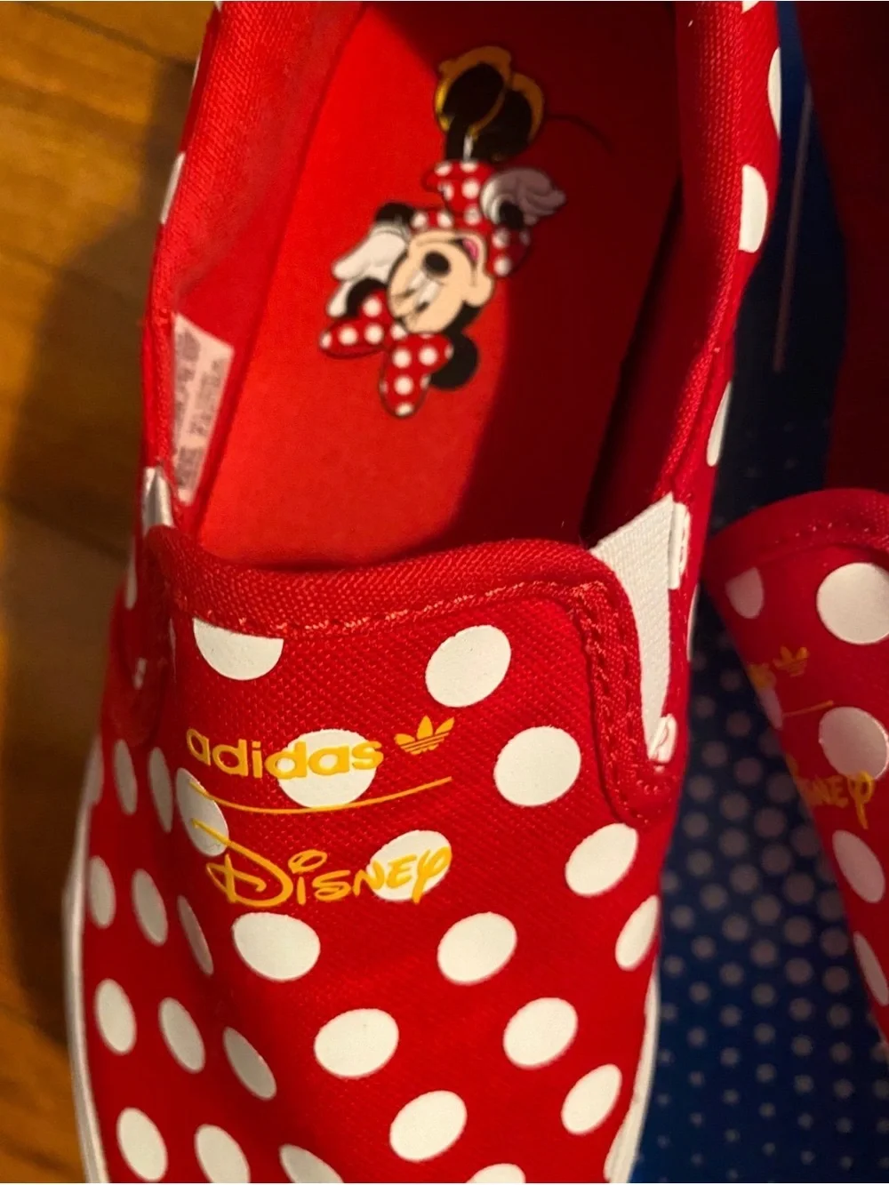 adidas disney slip